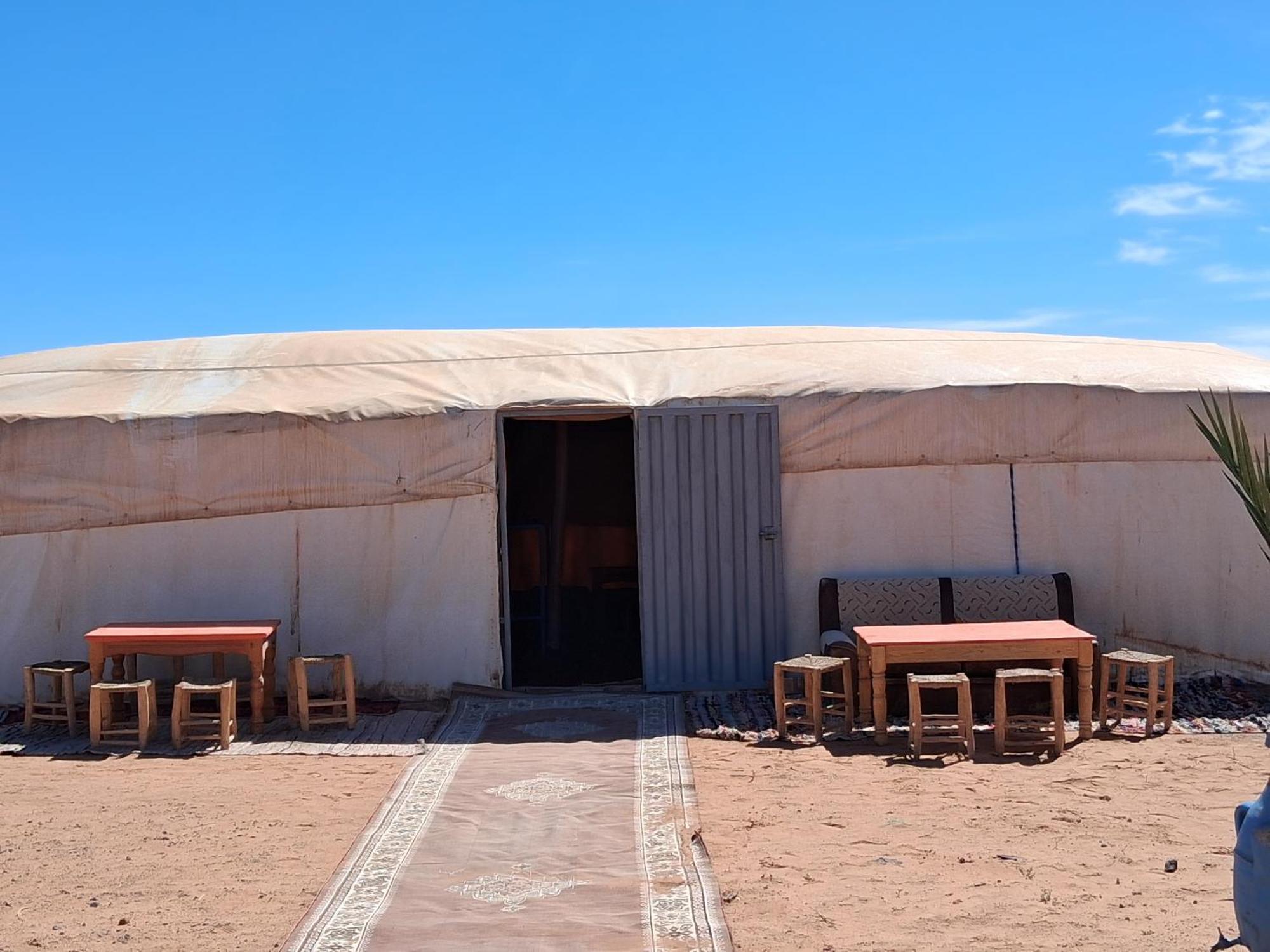 Desert Camel Trek メルズーガ エクステリア 写真