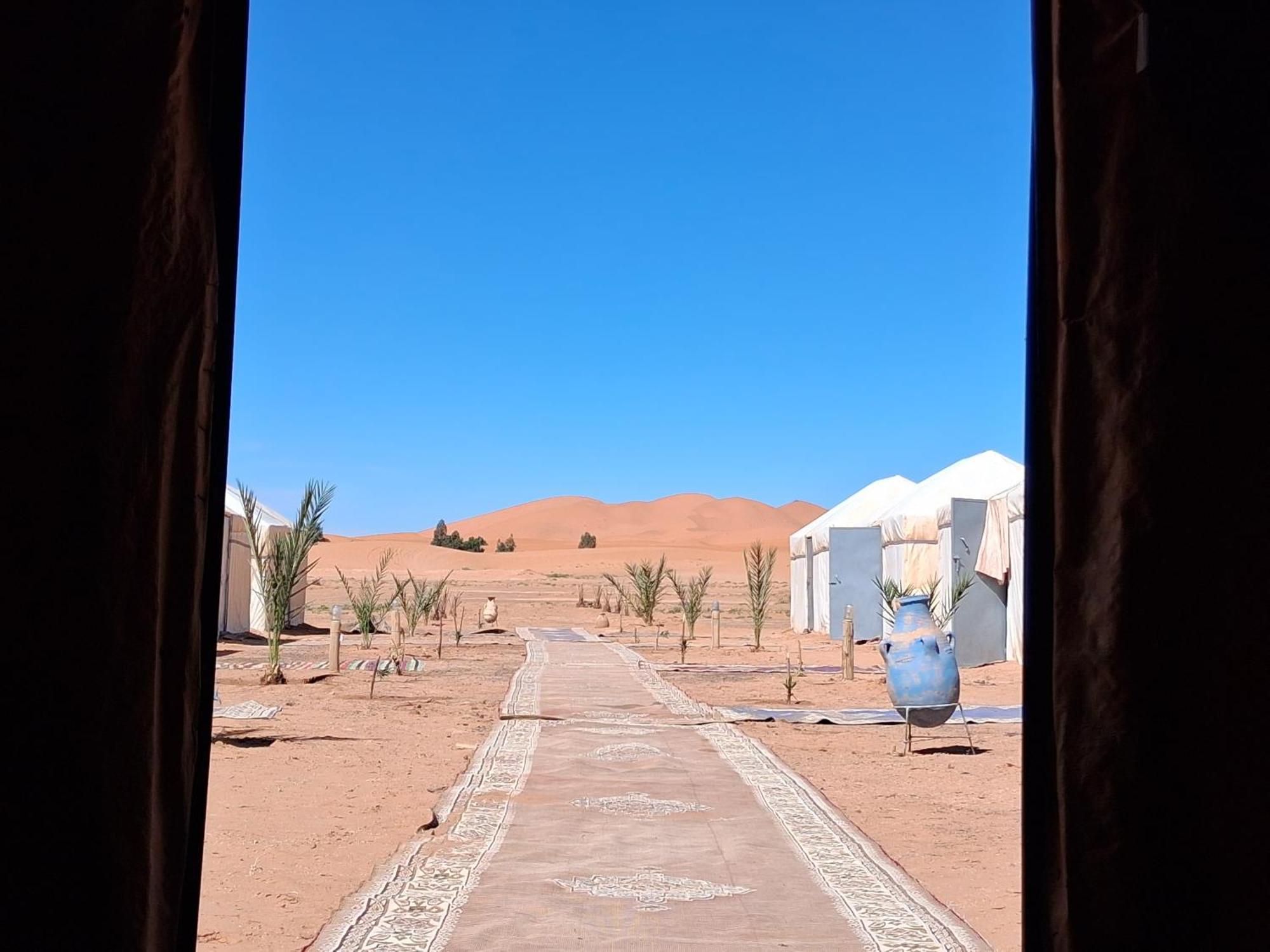 Desert Camel Trek メルズーガ エクステリア 写真